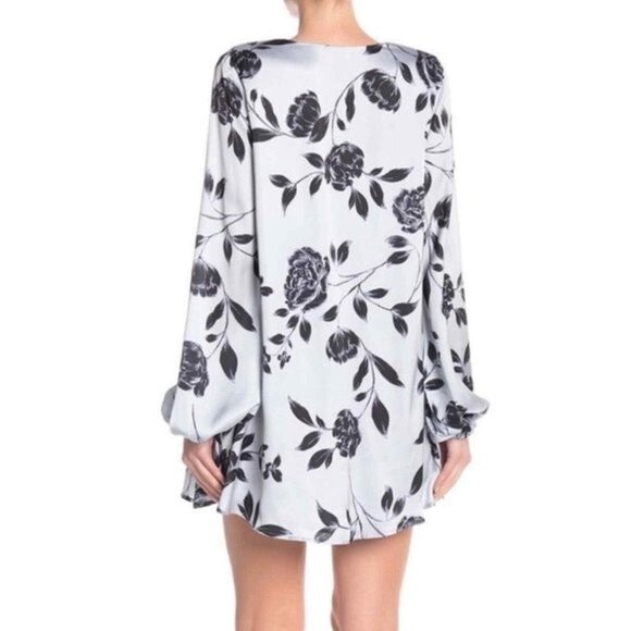 Show Me Your MuMu NWOT Thunderbird Dress S - Picture 2 of 9